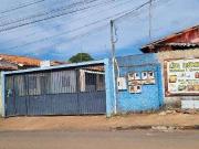 Casa / Sobrado para Venda em Luziânia/GO Parque Estrela...