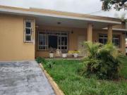 Casa / Sobrado para Venda em Macaé/RJ Centro 3 Quartos