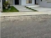 Casa / Sobrado para Venda em Macaé/RJ Lagoa 3 Quartos