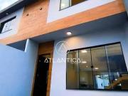 Casa / Sobrado para Venda em Macaé/RJ Lagoa 3 Quartos