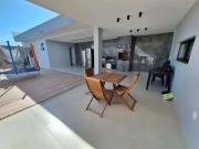 Casa / Sobrado para Venda em Macaé/RJ Lagoa 4 Quartos