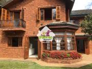 Casa / Sobrado para Venda em Mairiporã/SP Centro 4 Quartos