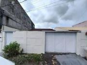 Casa / Sobrado para Venda em Manaus/AM Flores 2 Quartos