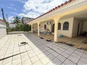 Casa / Sobrado para Venda em Manaus/AM Flores 3 Quartos