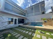 Casa / Sobrado para Venda em Marataízes/ES Bairro Belo...