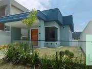 Casa / Sobrado para Venda em Maricá/RJ Caxito 3 Quartos