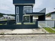 Casa / Sobrado para Venda em Maricá/RJ Caxito 3 Quartos