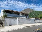 Casa / Sobrado para Venda em Maricá/RJ Itaipuaçú 6 Quartos Casa / Sobrado para Venda em Maricá/RJ Itaipuaçú 6 Quartos