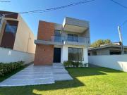Casa / Sobrado para Venda em Maricá/RJ Ubatiba 4 Quartos