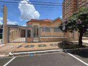Casa / Sobrado para Venda em Marília/SP Centro 3 Quartos