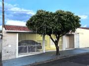 Casa / Sobrado para Venda em Marília/SP Jardim dos...