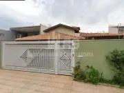 Casa / Sobrado para Venda em Marília/SP Jardim Marajá 3...
