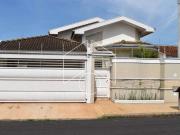 Casa / Sobrado para Venda em Marília/SP Jardim Parati 3...