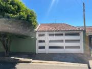 Casa / Sobrado para Venda em Marília/SP Palmital 3 Quartos