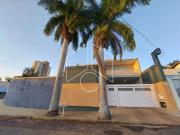 Casa / Sobrado para Venda em Marília/SP Senador Salgado...