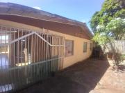 Casa / Sobrado para Venda em Maringá/PR Conjunto...