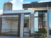 Casa / Sobrado para Venda em Maringá/PR Jardim Botânico...
