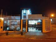 Casa / Sobrado para Venda em Maringá/PR Jardim Campos...