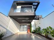 Casa / Sobrado para Venda em Maringá/PR Jardim Dias II 3...
