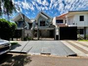 Casa / Sobrado para Venda em Maringá/PR Jardim Iguaçu 3...