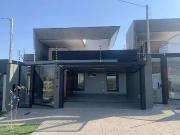 Casa / Sobrado para Venda em Maringá/PR Jardim Munique 1...