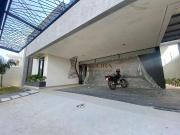 Casa / Sobrado para Venda em Maringá/PR Jardim Munique 4...