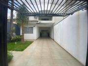 Casa / Sobrado para Venda em Maringá/PR Jardim Paris III...