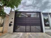 Casa / Sobrado para Venda em Maringá/PR Jardim Paris III...