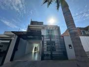 Casa / Sobrado para Venda em Maringá/PR Jardim...