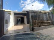 Casa / Sobrado para Venda em Maringá/PR Jardim Pinheiros...