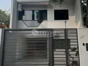 Casa / Sobrado para Venda em Maringá/PR Jardim Santa...