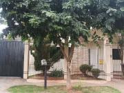 Casa / Sobrado para Venda em Maringá/PR Loteamento Batel...