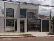 Casa / Sobrado para Venda em Maringá/PR Parque Avenida 3...