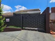 Casa / Sobrado para Venda em Maringá/PR Parque Tarumã 2...