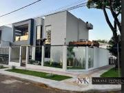 Casa / Sobrado para Venda em Maringá/PR Vila Esperança 4...