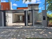 Casa / Sobrado para Venda em Maringá/PR Zona 07