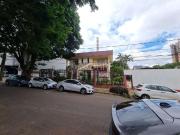 Casa / Sobrado para Venda em Maringá/PR Zona 08 5 Quartos