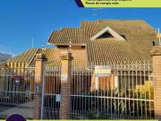 Casa / Sobrado para Venda em Maringá/PR Zona 20 4 Quartos