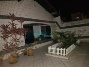 Casa / Sobrado para Venda em Mongaguá/SP Centro 5 Quartos