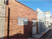 Casa / Sobrado para Venda em Natal/RN Alecrim 2 Quartos