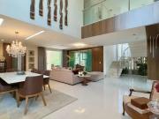 Casa / Sobrado para Venda em Natal/RN Candelária 5 Quartos