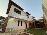 Casa / Sobrado para Venda em Natal/RN Lagoa Nova 4 Quartos
