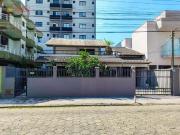 Casa / Sobrado para Venda em Navegantes/SC Centro 4 Quartos