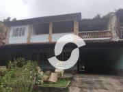 Casa / Sobrado para Venda em Niterói/RJ Caramujo 4 Quartos