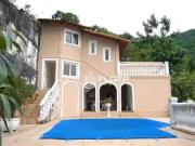 Casa / Sobrado para Venda em Niterói/RJ Charitas 3 Quartos