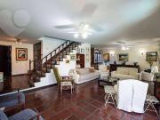 Casa / Sobrado para Venda em Niterói/RJ Itacoatiara 4...