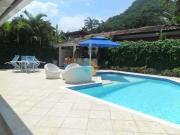 Casa / Sobrado para Venda em Niterói/RJ Itacoatiara 4...