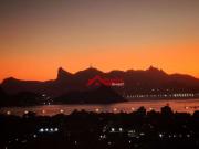 Casa / Sobrado para Venda em Niterói/RJ São Francisco 4...