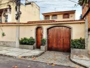 Casa / Sobrado para Venda em Nova Iguaçu/RJ Posse 3 Quartos