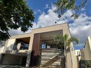 Casa / Sobrado para Venda em Nova Lima/MG Alphaville 5...